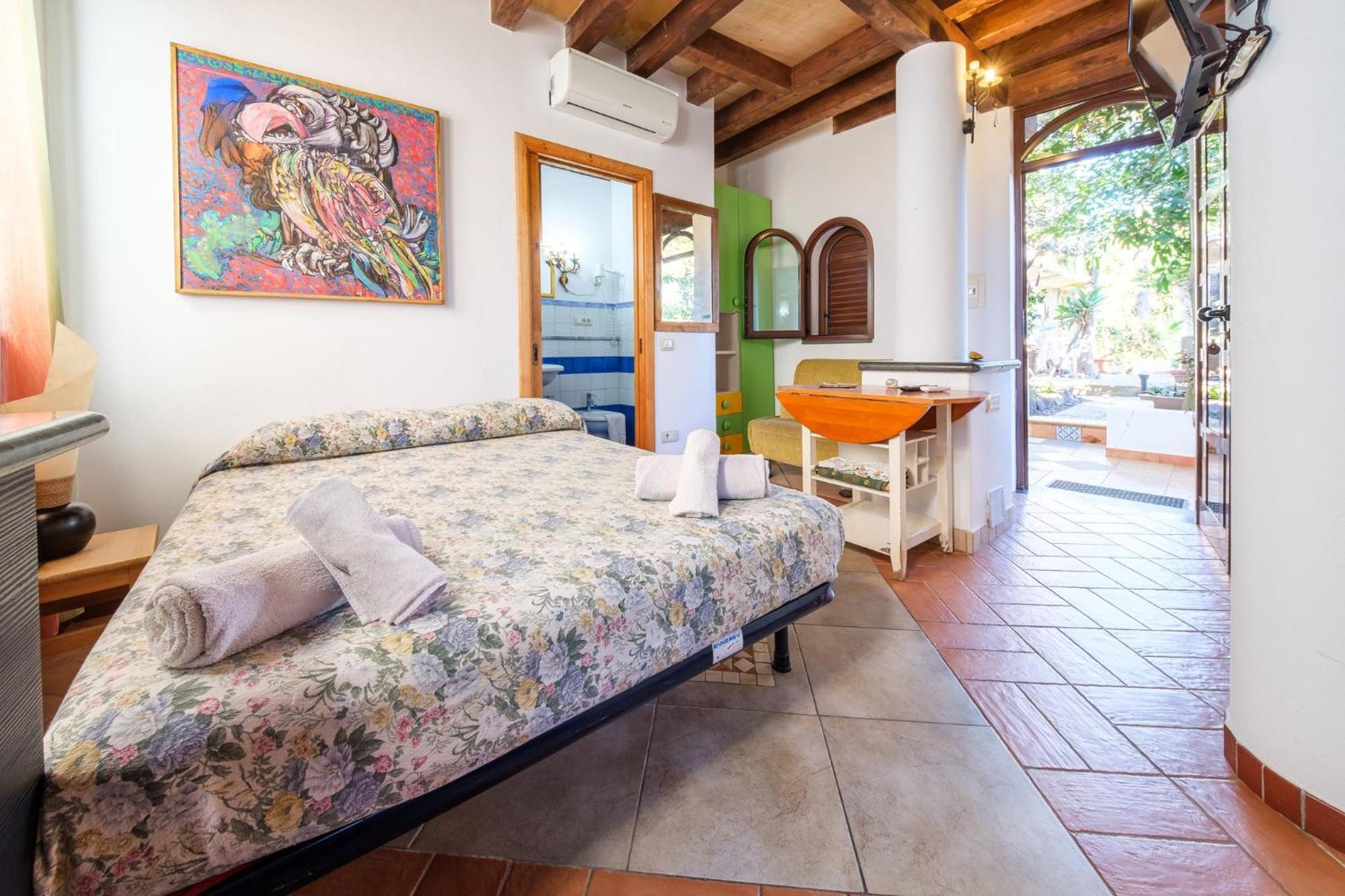 B&B Il Giardino Segreto Stromboli Exterior photo